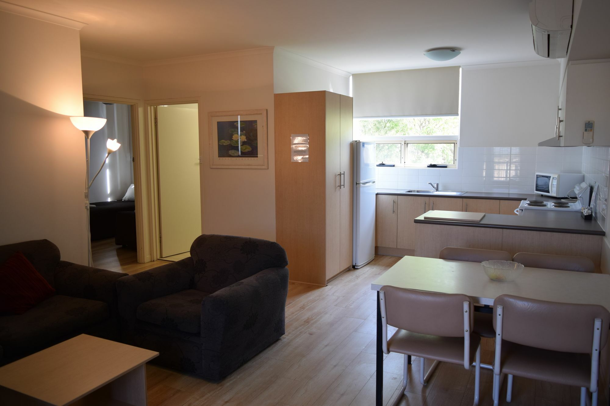 Glenelg Holiday Apartments - Corfu Adelaide Exteriör bild